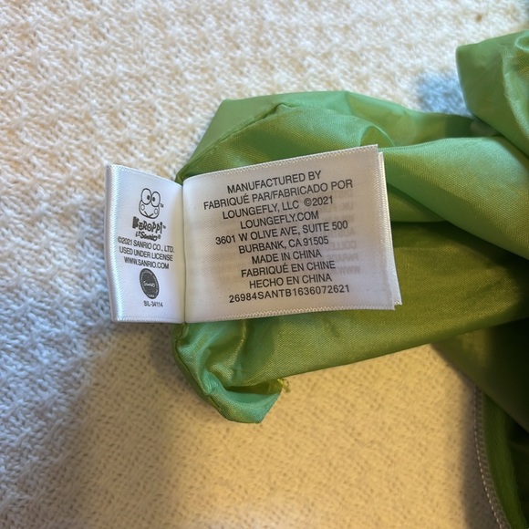 Loungefly Sanrio Keropi Crossbody Passport Bag - Picture 6 of 7